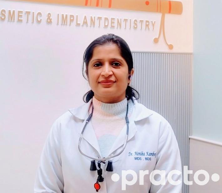 Dr. Monika Kamboj Periodontist in Noida