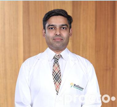 Dr. Chintan Vinod Desai Orthopedic surgeon in Mumbai