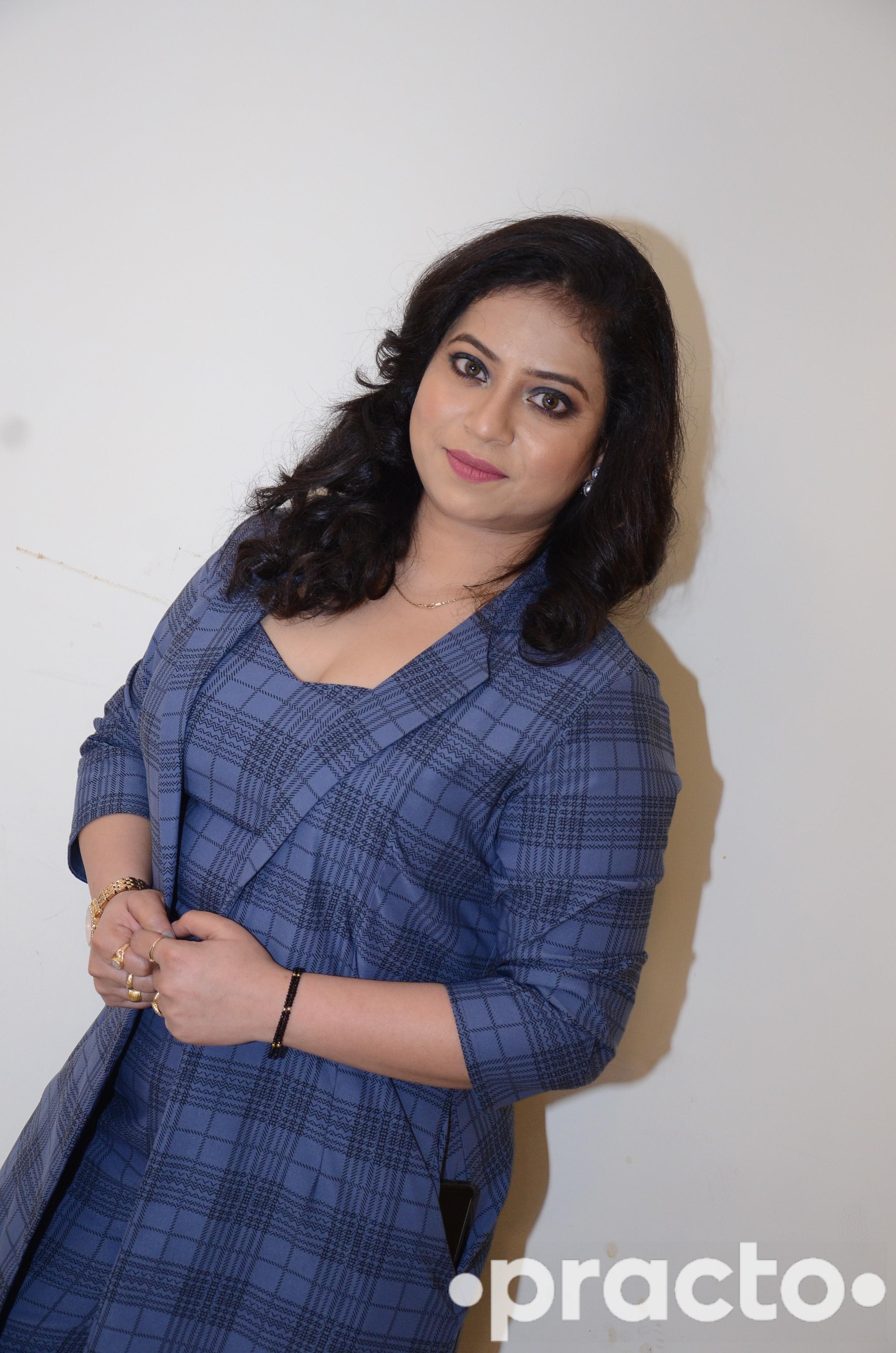 Dr. Mona Swamy Aesthetic Medicine in Delhi