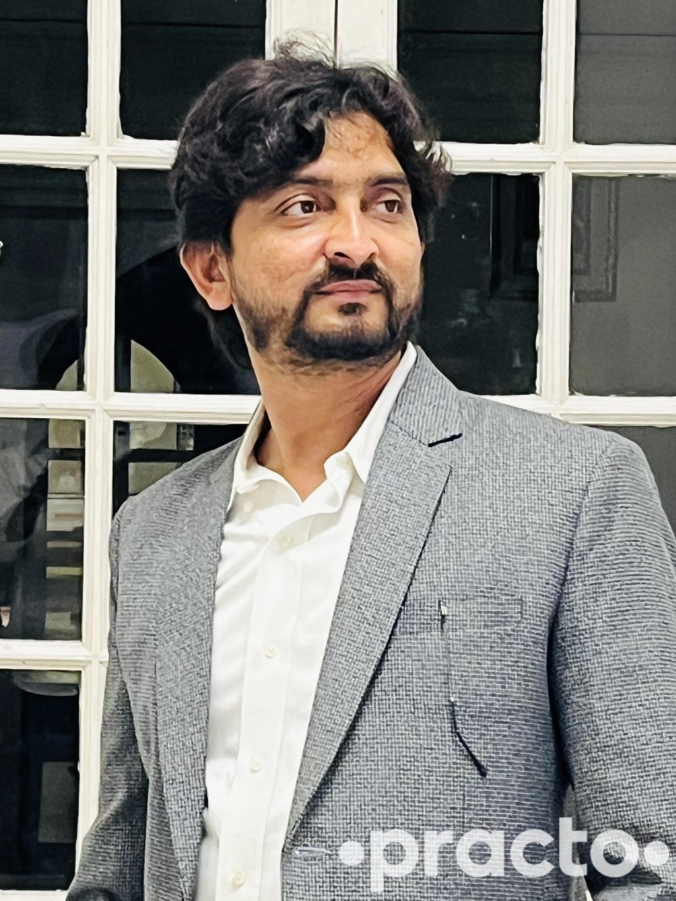 Dr. Athar Aslam Unani in Bhopal