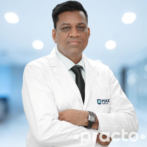 Dr. Manish Aggarwal Tuberculous and chest Diseases Specialist in New-Delhi
