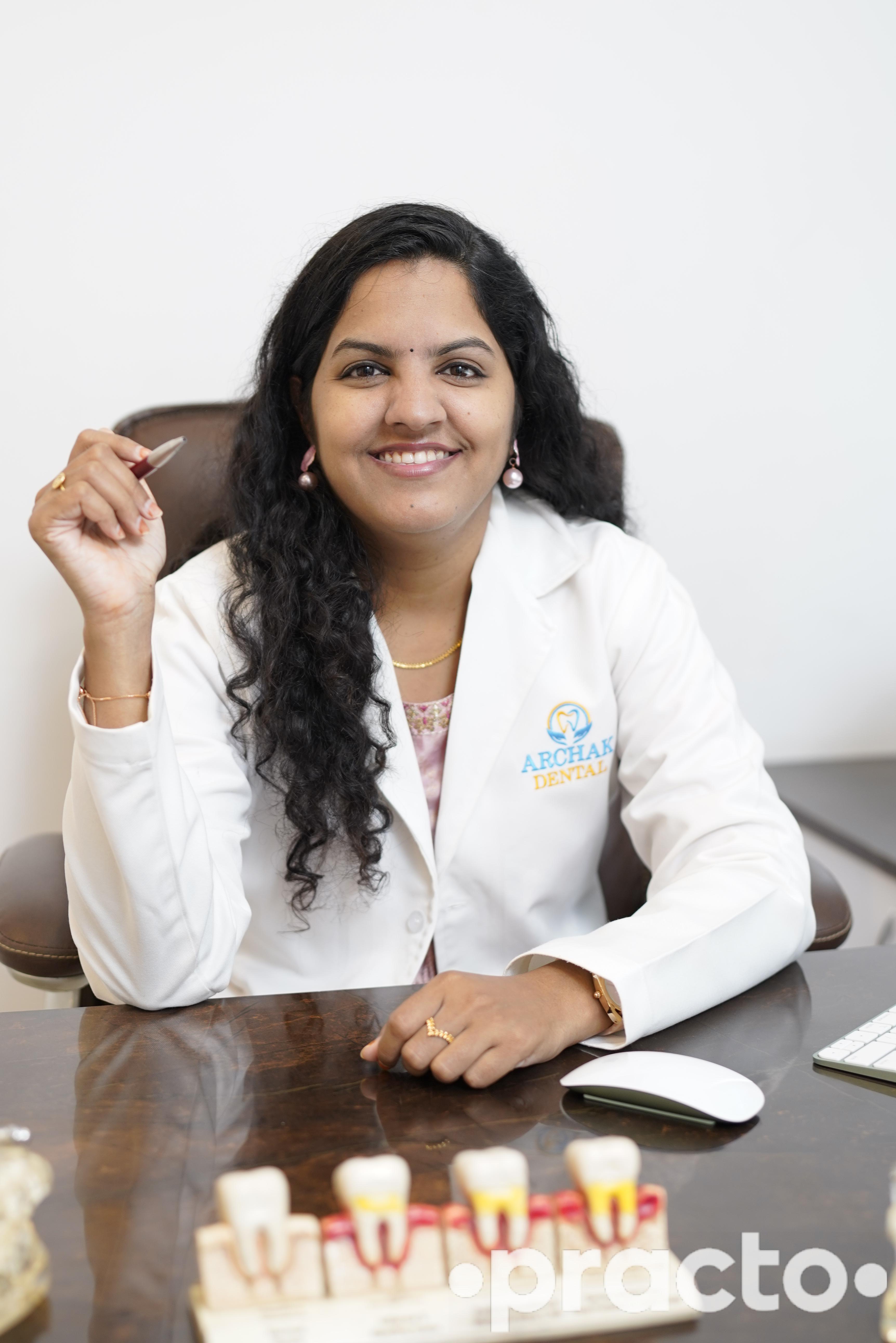 Dr. Archak Gayathri Dental Surgeon in Bangalore