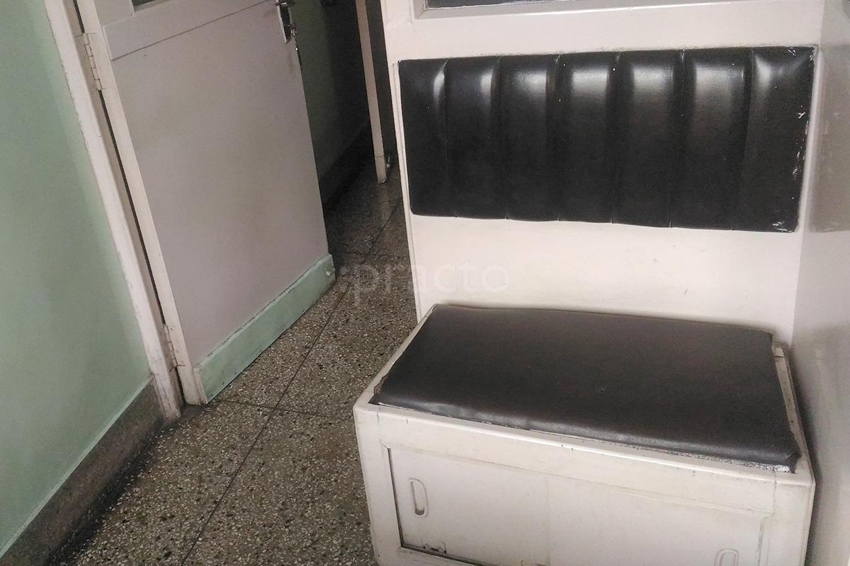Waiting Area at Dr. Ajaipal Singh's Clinic Chhipi Tank Meerut