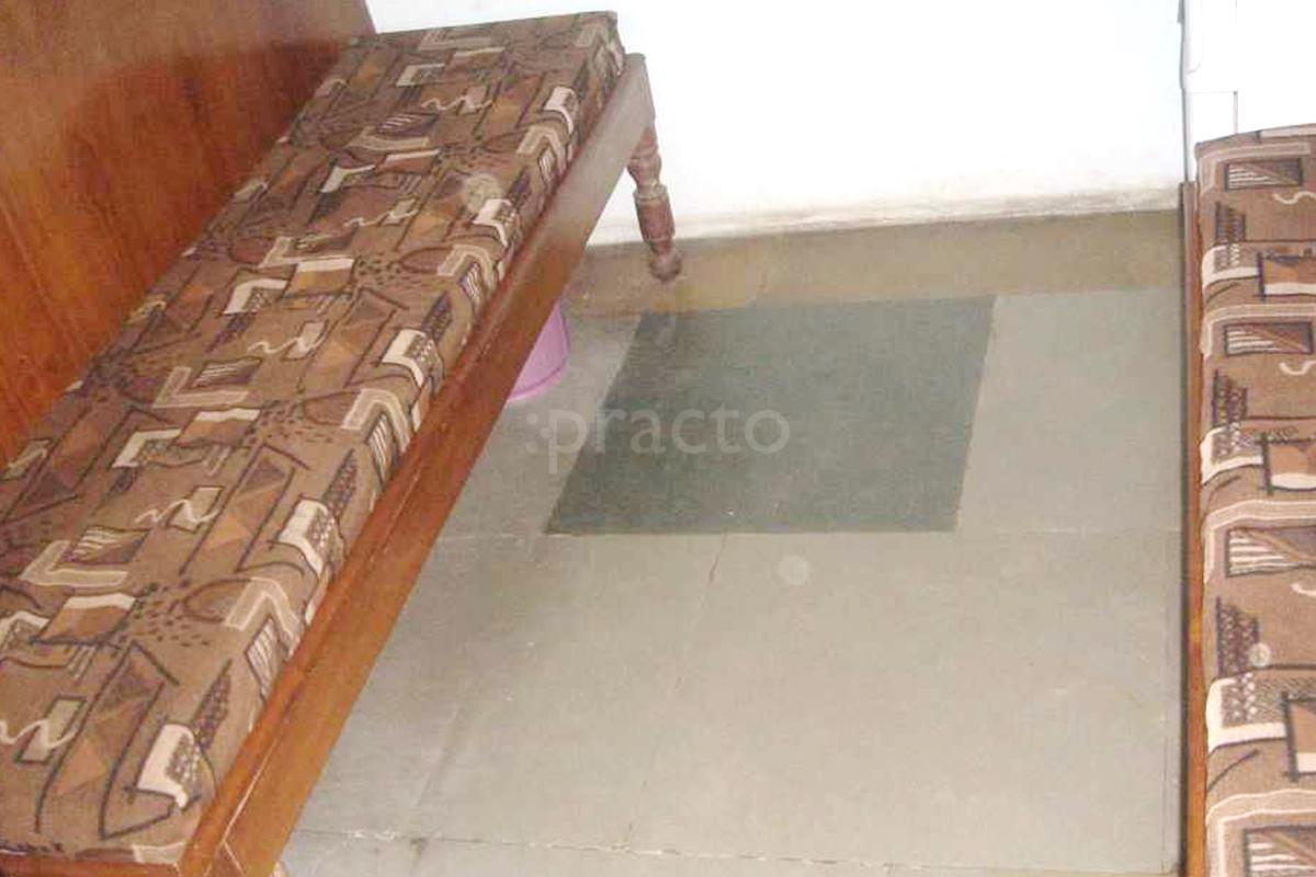 Waiting Area at Dr. Anil Kumar Agarwal Homoeopath And Acupuncturist Ashok Vihar Phase 2 Delhi