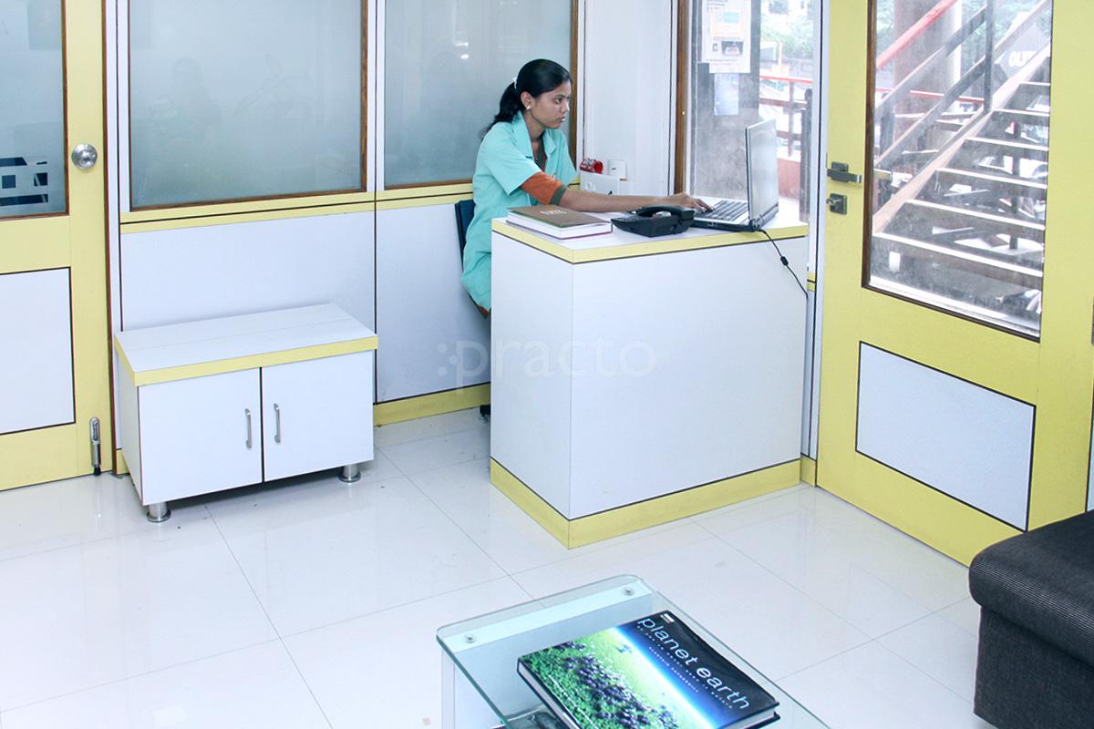 Reception at Dr Arya's Dental Clinic Shivaji Nagar Nagpur