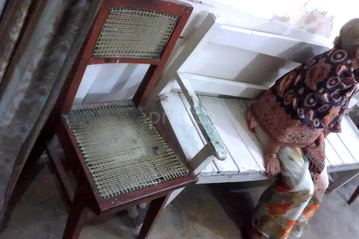 Waiting Area at Dr. Ashutosh Bajpai Clinic Parade Kanpur