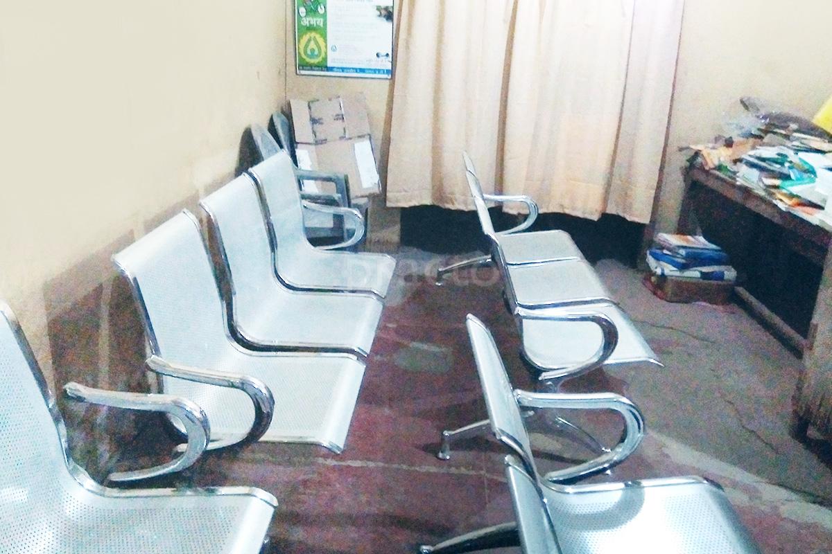 Waiting Area at Dr. Bishvas Kumar Varma Clinic Lanka Varanasi