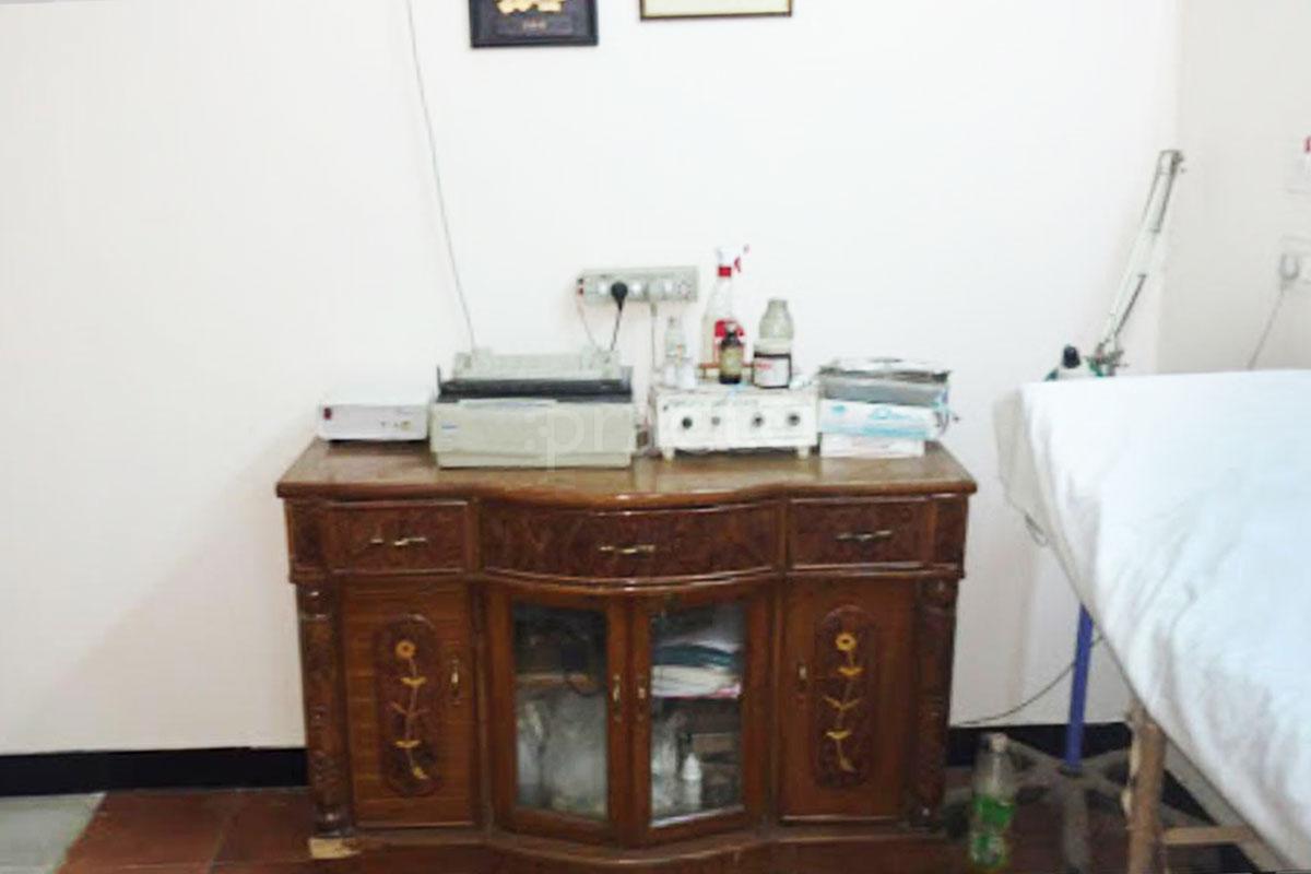 OPD/Ward at Dr. Chandan Choudhary's Stone And Prostate Clinic Malviya Nagar Delhi