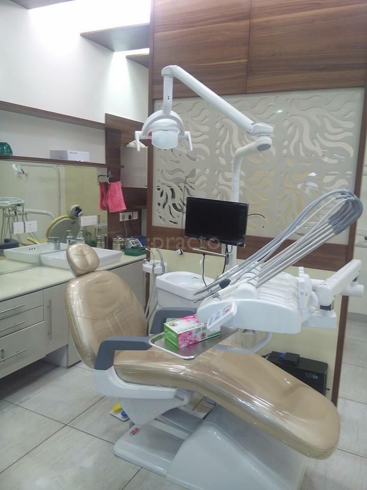 Dr.Chawla's Dental and Implant Centre Gurgaon Sector 50 Gurgaon