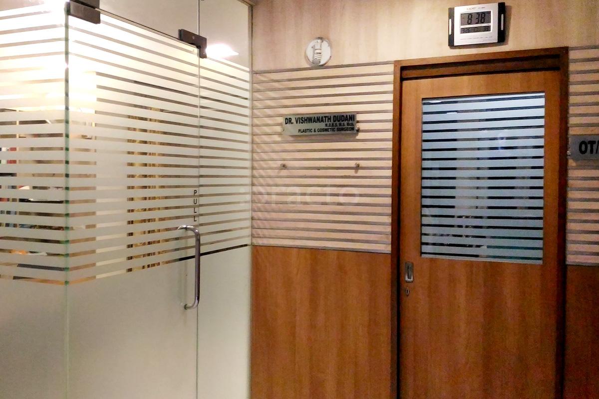 Entrance at Dr. Dudani's Centre For Plastic And Cosmetic Surgery Patparganj Delhi