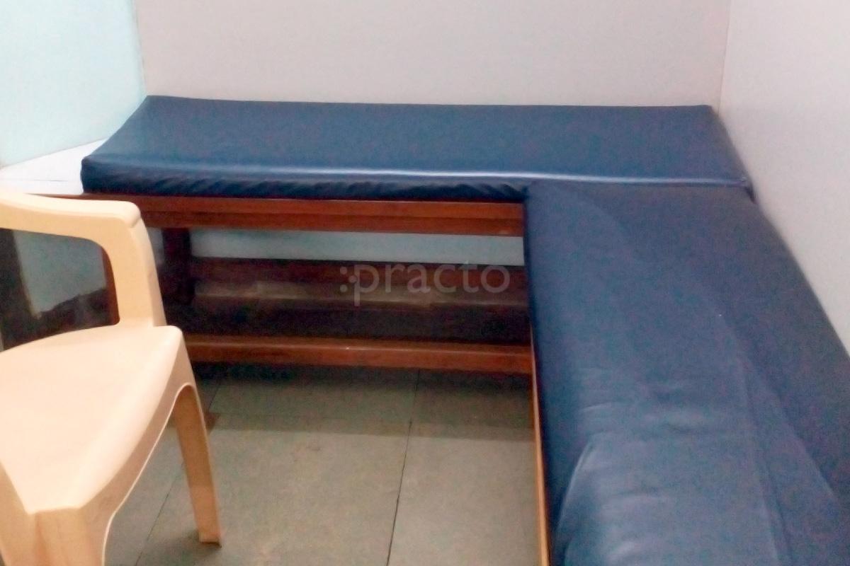 Waiting Area at Dr. F. F. Pardiwala's Clinic 1 Andheri East Mumbai