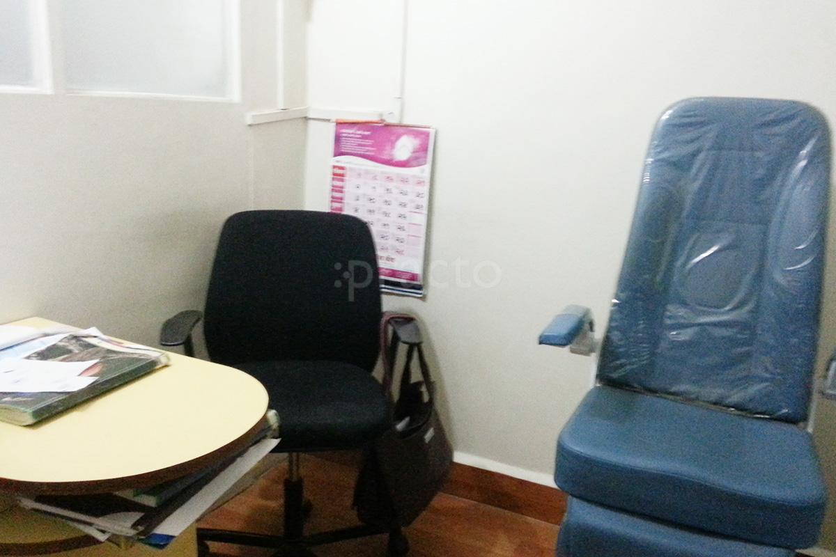 Reception at Dr. Falguni Jape's Eye Clinic Karve Nagar Pune