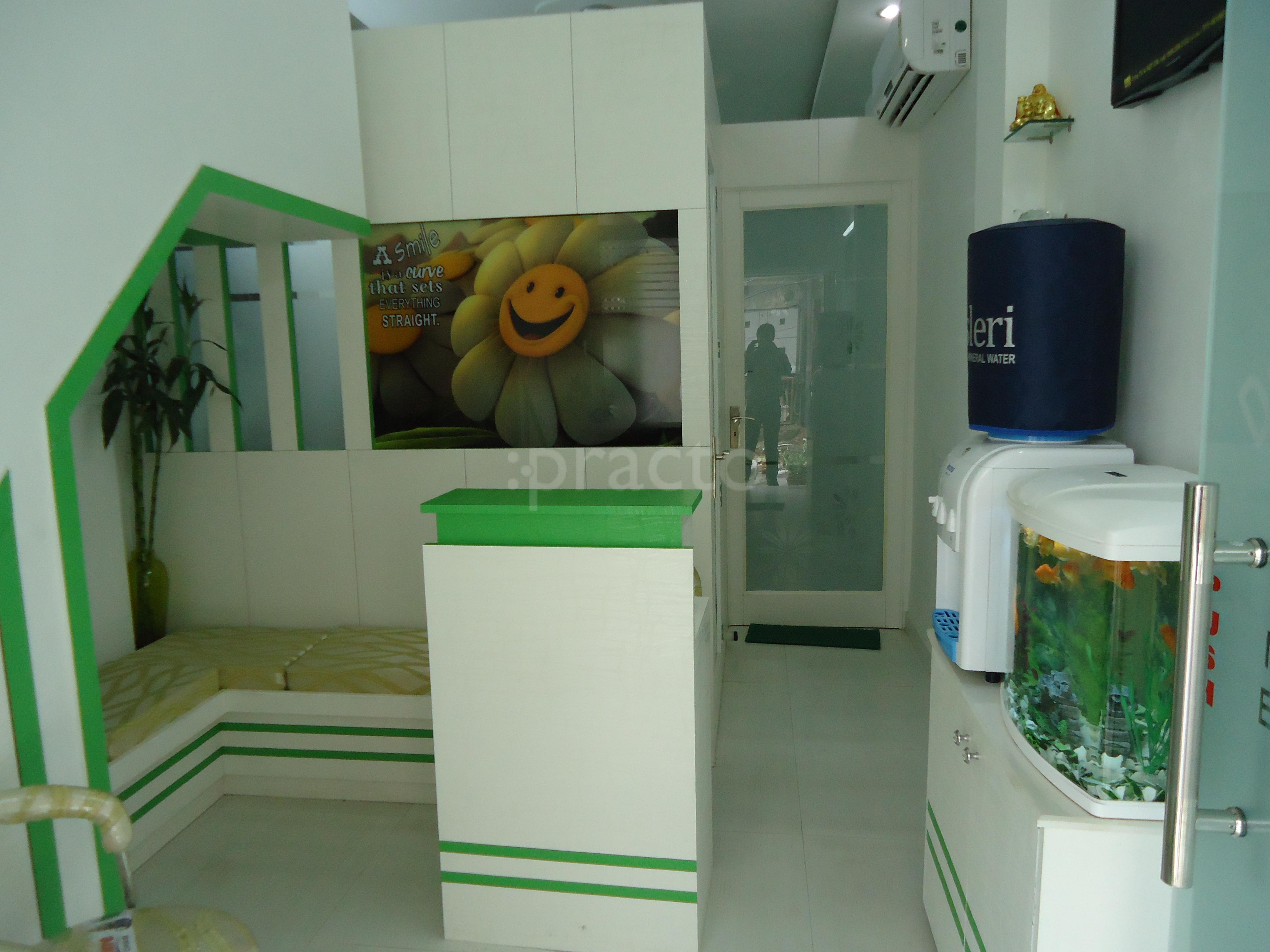 Dr Gul's Dent-O-Care Pitampura Delhi