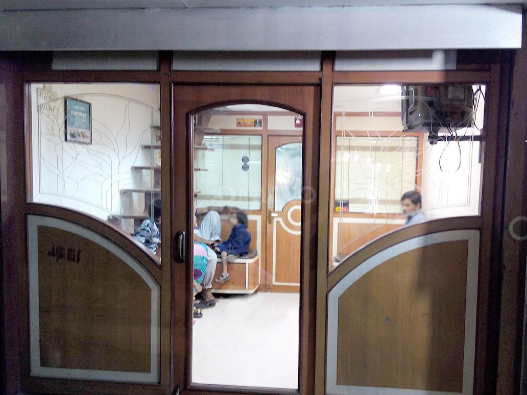 Entrance at Dr Gupta's Dental Clinic Mahalaxmi Mumbai