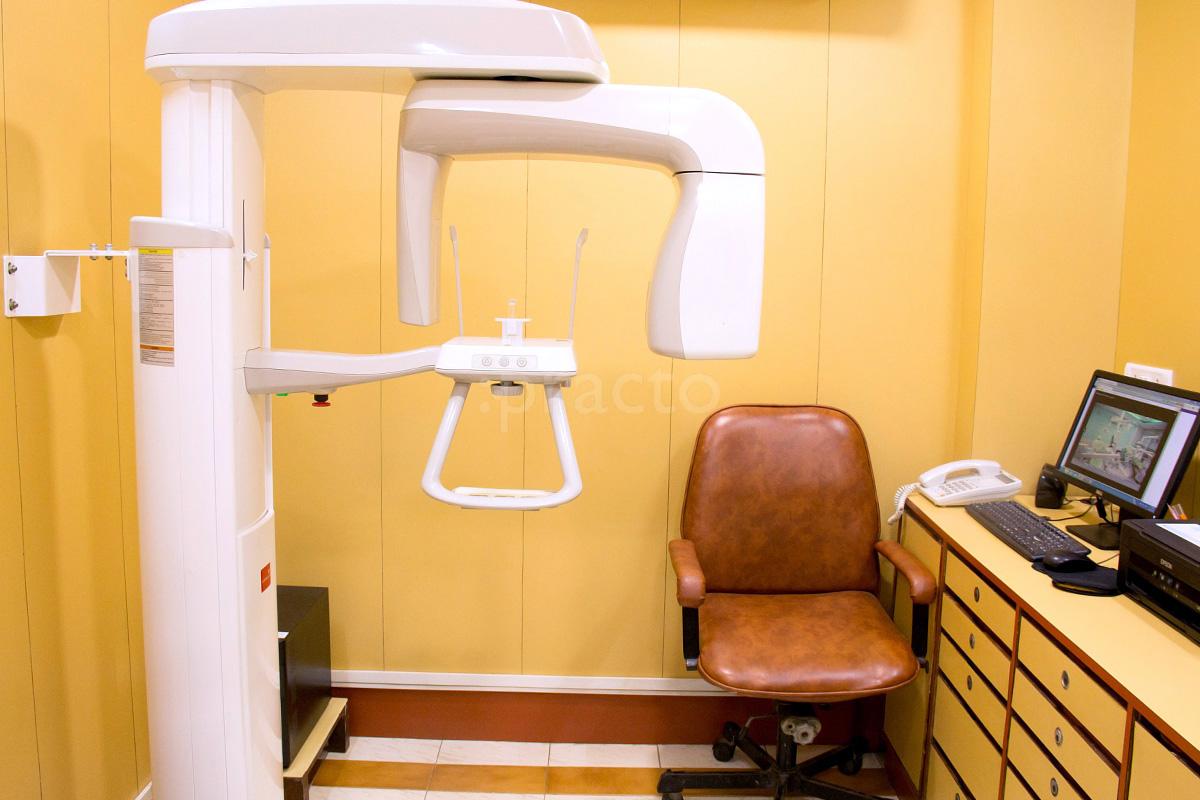 OPD/Ward at Dr Hingorani's Clinic Worli Mumbai