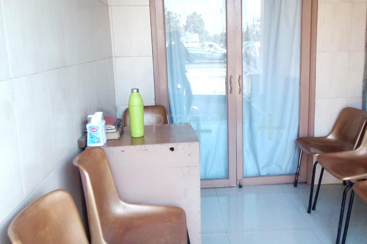 Waiting Area at Dr. J J Clinic Rajkot Raiya Road Rajkot