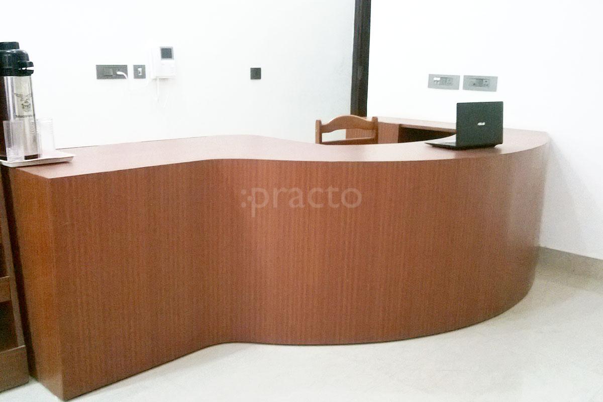 Reception at Dr. Jyoti's Clinic Gurgaon Sector 45 Gurgaon