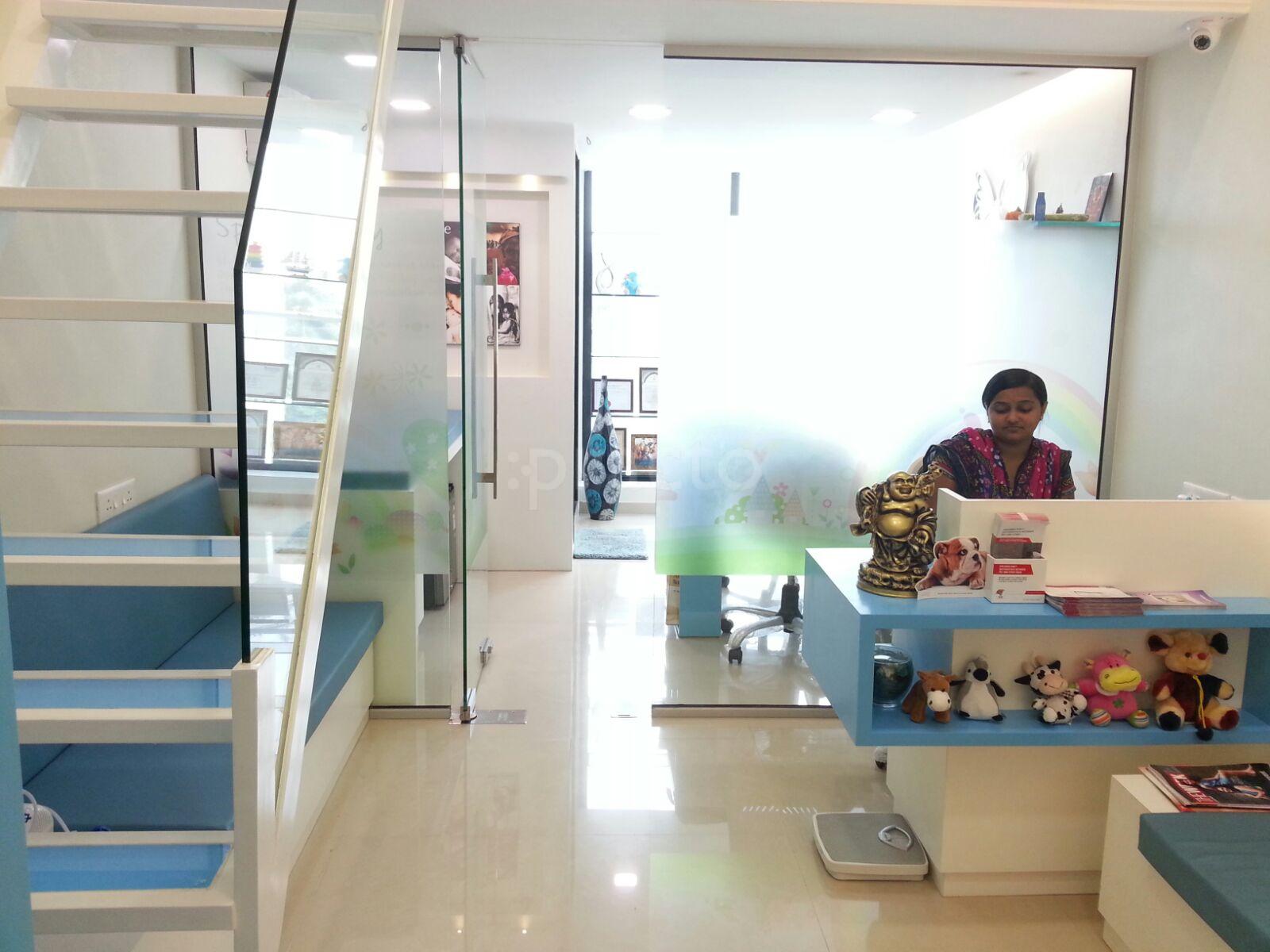 Reception at Dr. Lokesh Banodkar Children's Clinic Ghatkopar East Mumbai