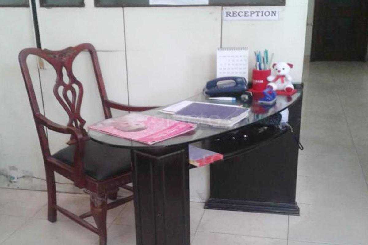 Reception at Dr. Mamta Mittal's Clinic Shalimar Bagh Delhi