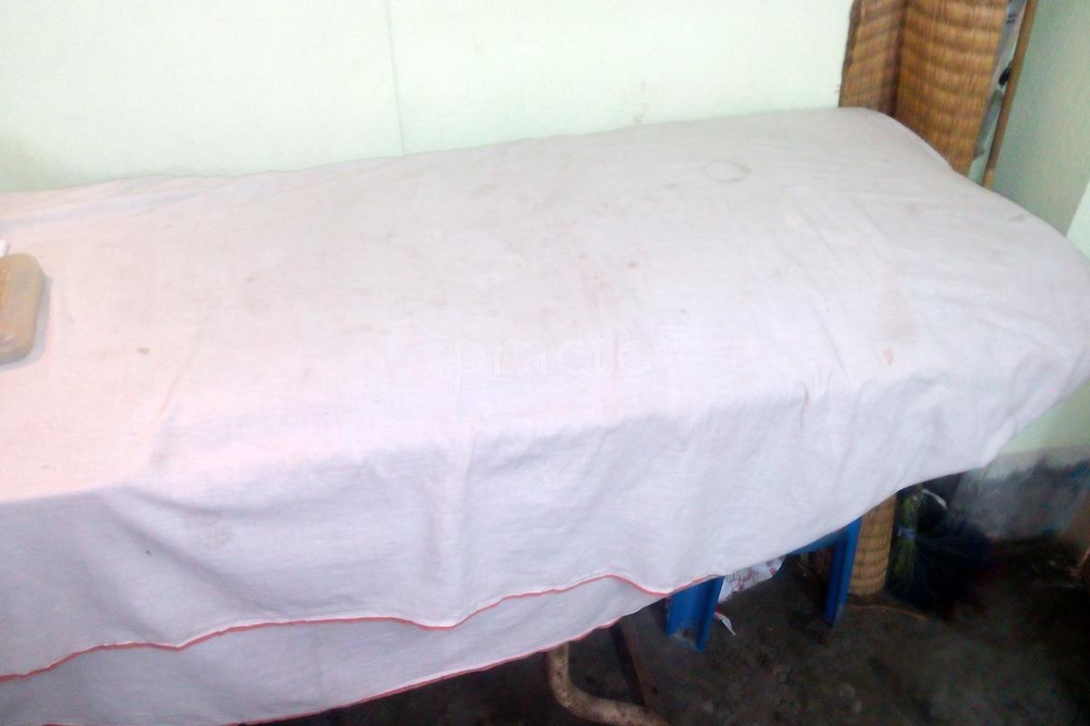 OPD/Ward at Dr. Manab Paul Clinic Bansdroni Kolkata