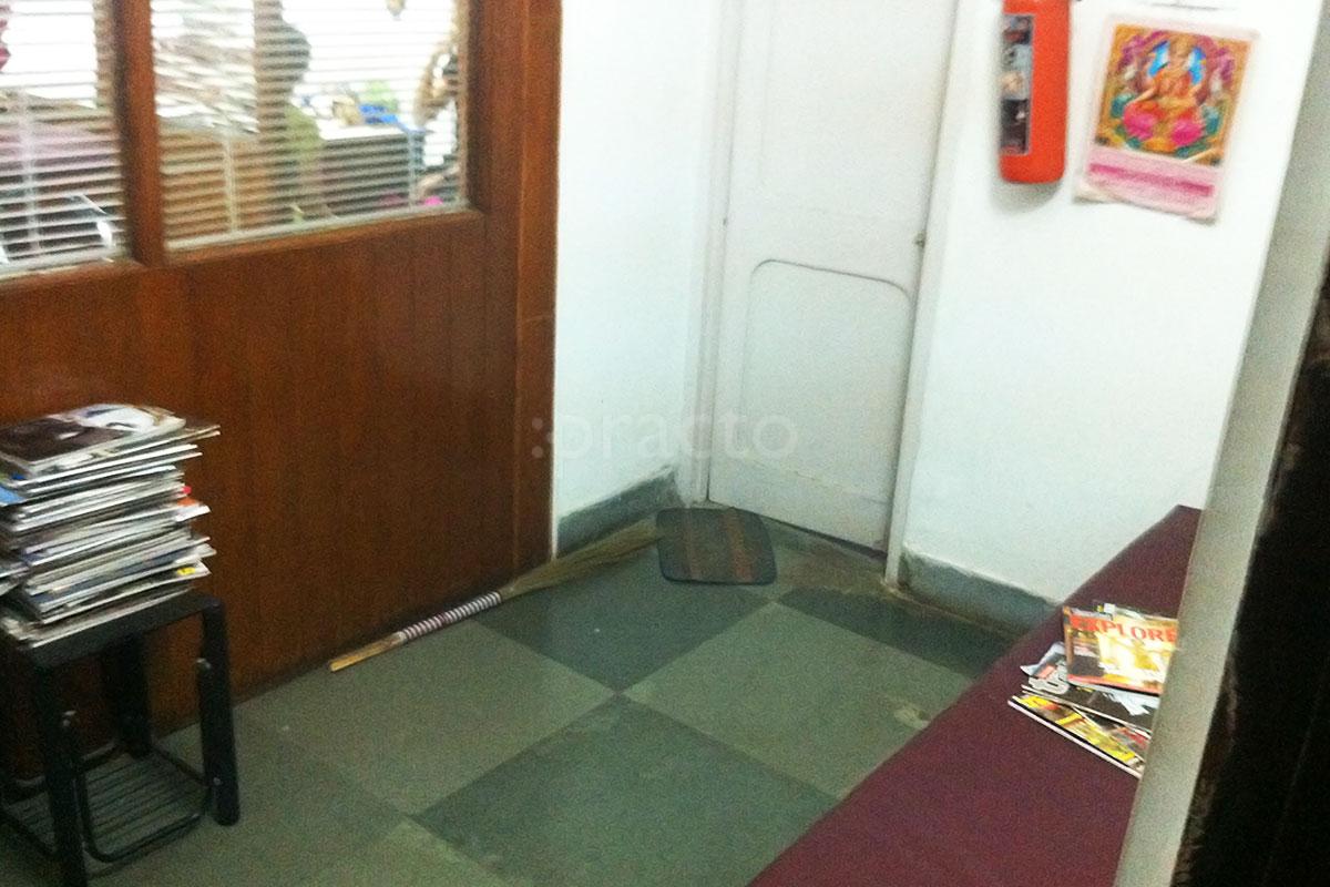 Waiting Area at Dr. Meeta Saxena's Clinic Alkapuri Vadodara