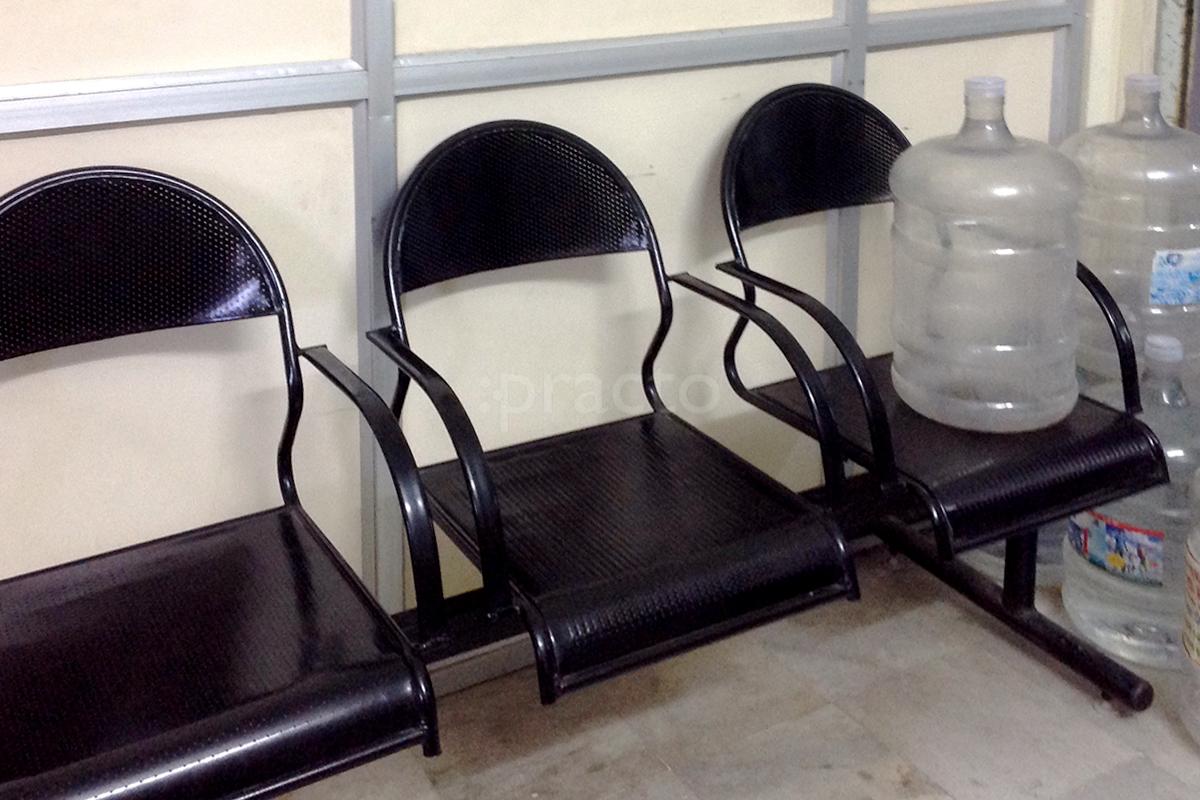 Waiting Area at Dr. Modi's Clinic Vijaynagar Colony Hyderabad