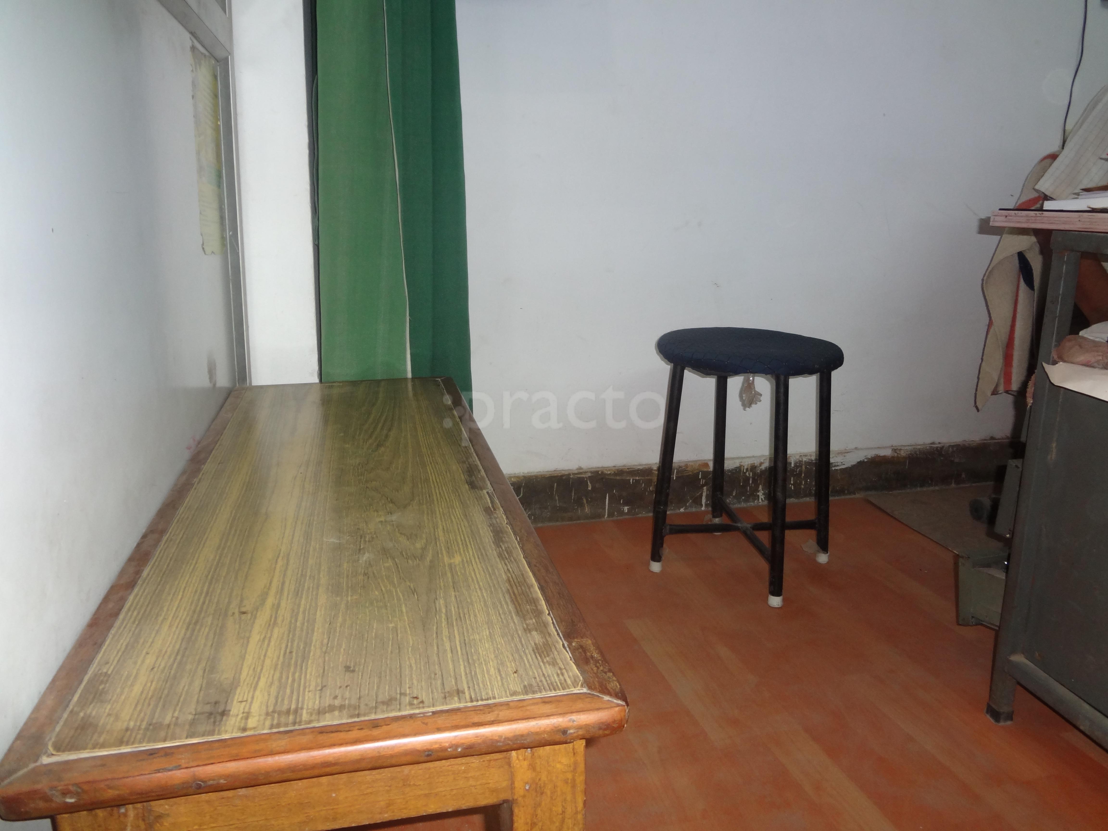 Waiting Area at Dr. Mohd. Ahsanullah Clinic Indira Nagar Lucknow