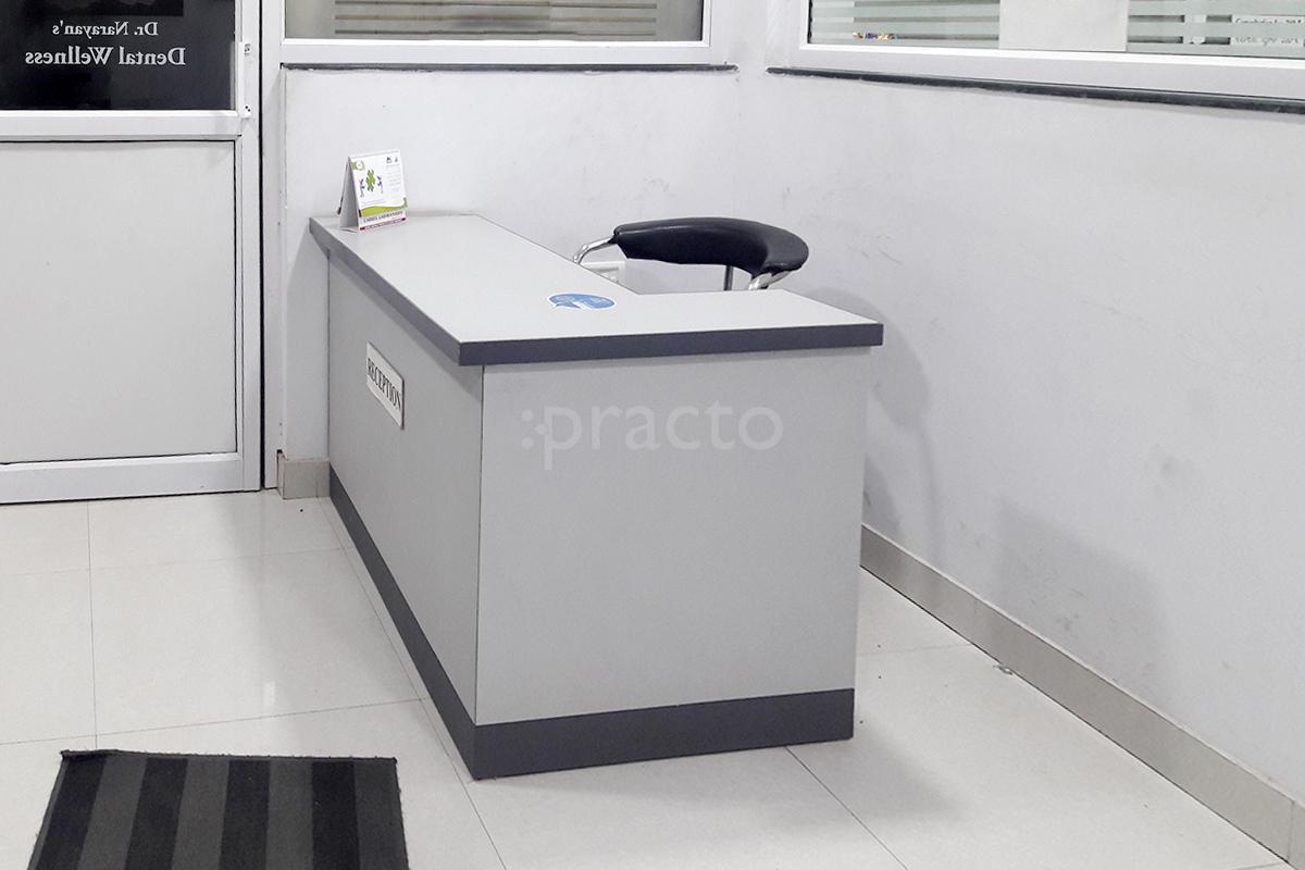 Reception at Dr. Narayan's Dental Wellness Clinic New Agra Agra