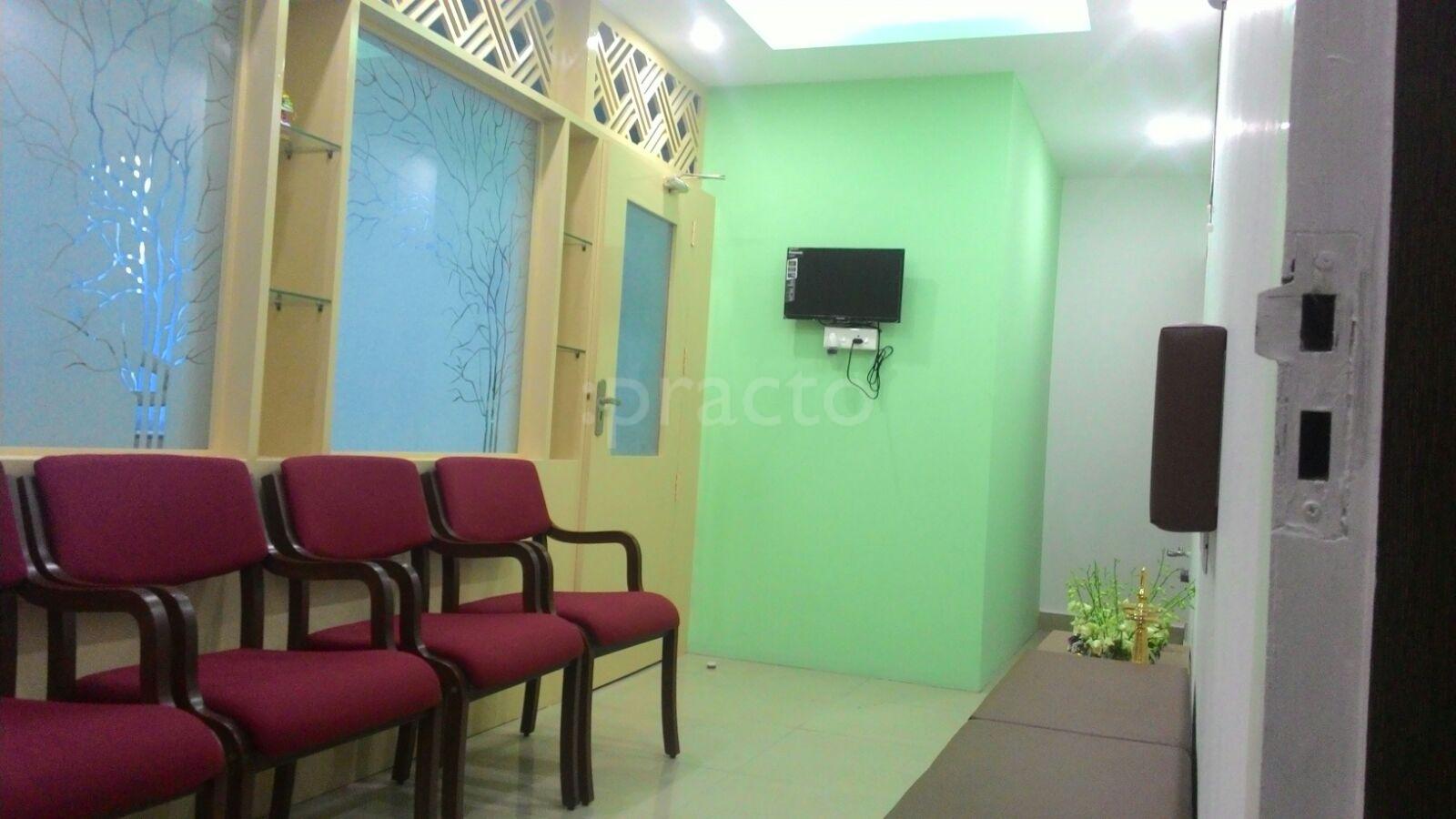 Dr.Navanith's Speciality Dental Clinic Kadavanthra Ernakulam