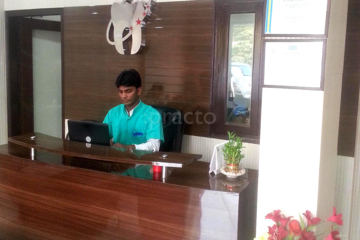 Reception at Dr. Navroop's Dental & Implant Centre Ashok Vihar Delhi