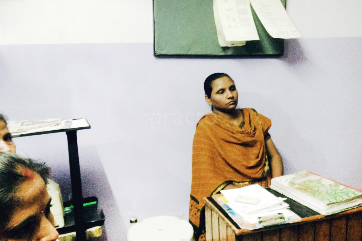 Reception at Dr. Neera Seth's Clinic Jattiwara Meerut