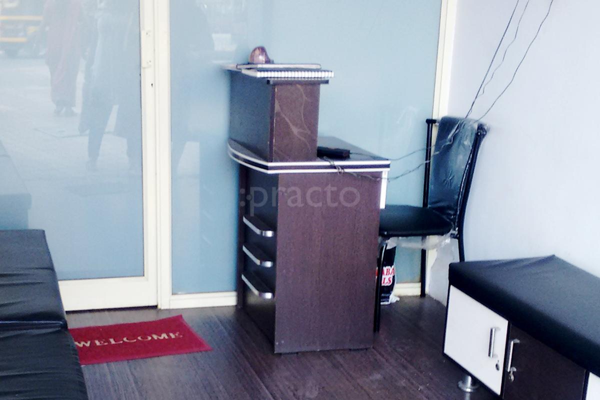 Waiting Area at Dr. Neeraj Dixit Dental Clinic Dombivli East Thane