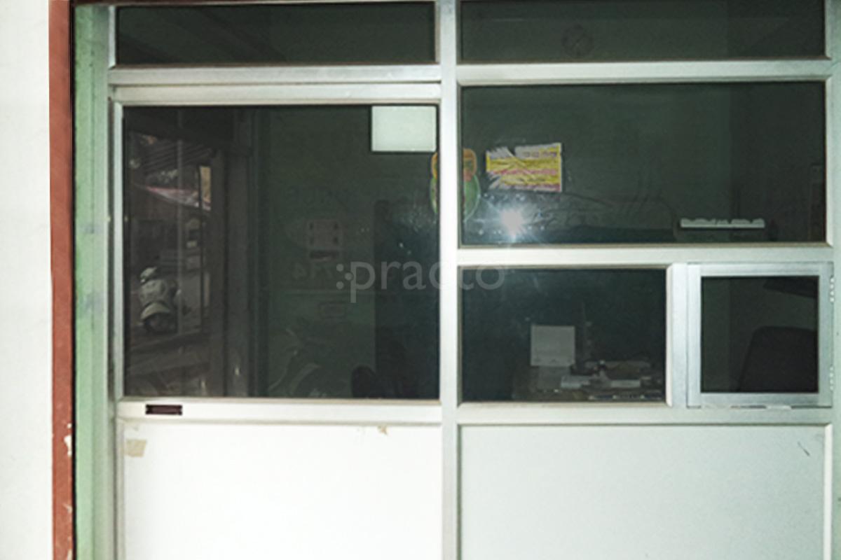 Entrance at Dr. Neeraj Katiyar Clinic Kalyanpur Kanpur