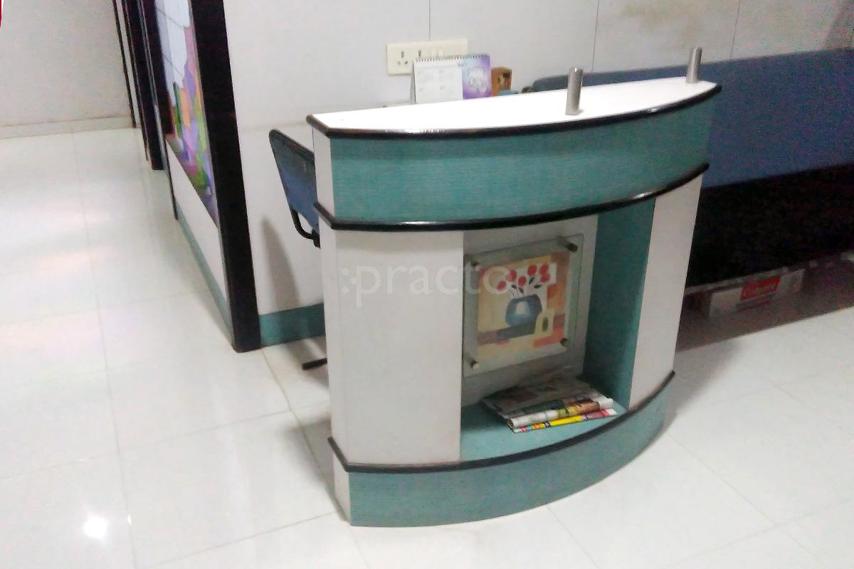 Reception at Dr P V Doshi Multispeciality Dental Clinic Rajkot Manahar Plot Rajkot