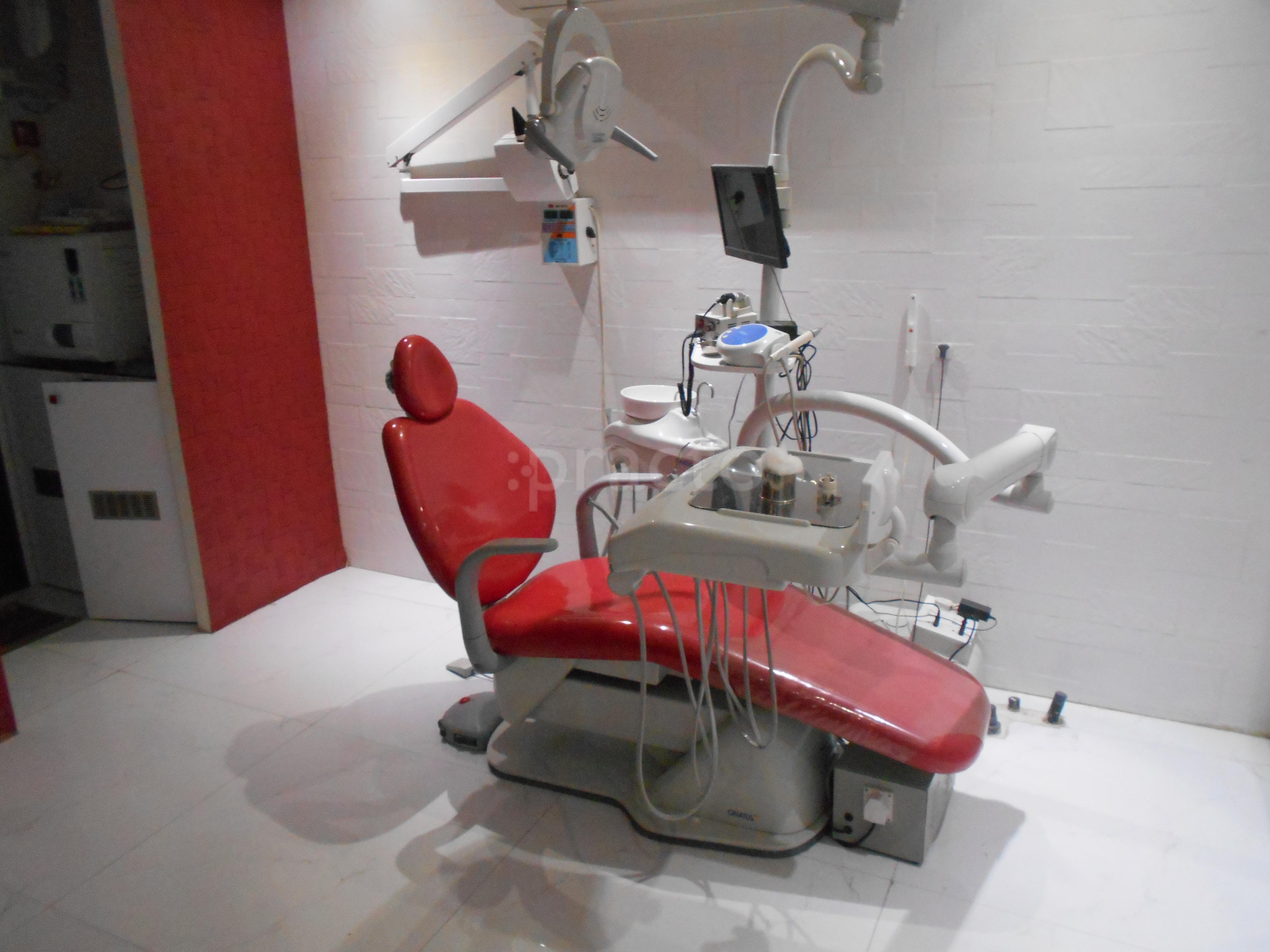 OPD/Ward at Dr.Pooja's Dental Clinic Borivali West Mumbai