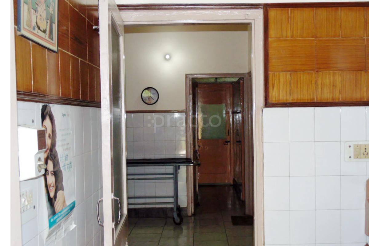 Entrance at Dr Poonam Chawla Maternity Home Vikas Puri Delhi