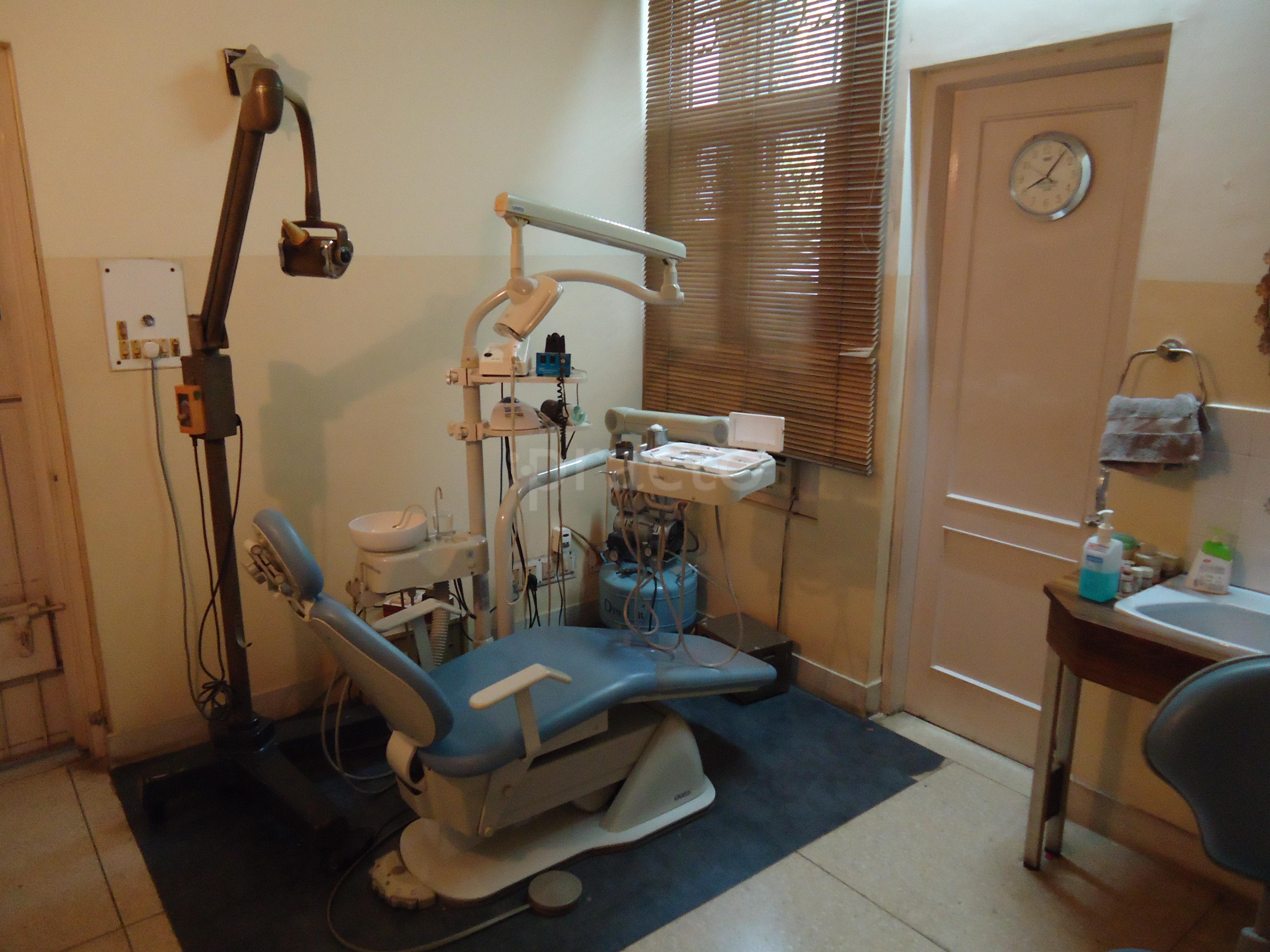 Dr. Pradhan's Dental Care Sisamau Kanpur