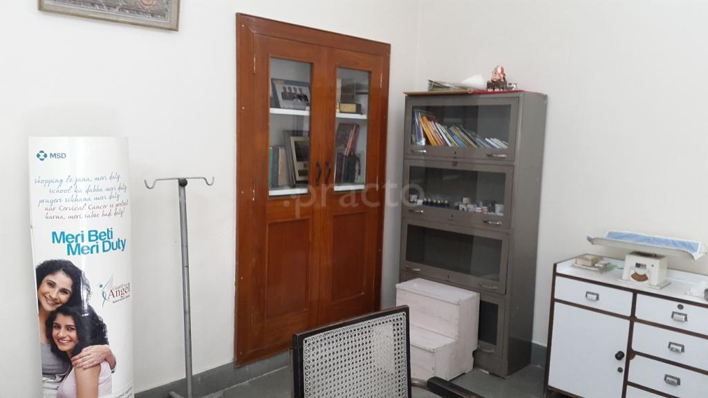 Dr. Prakash Medatwal Children's Clinic Chandpole Bazar Jaipur