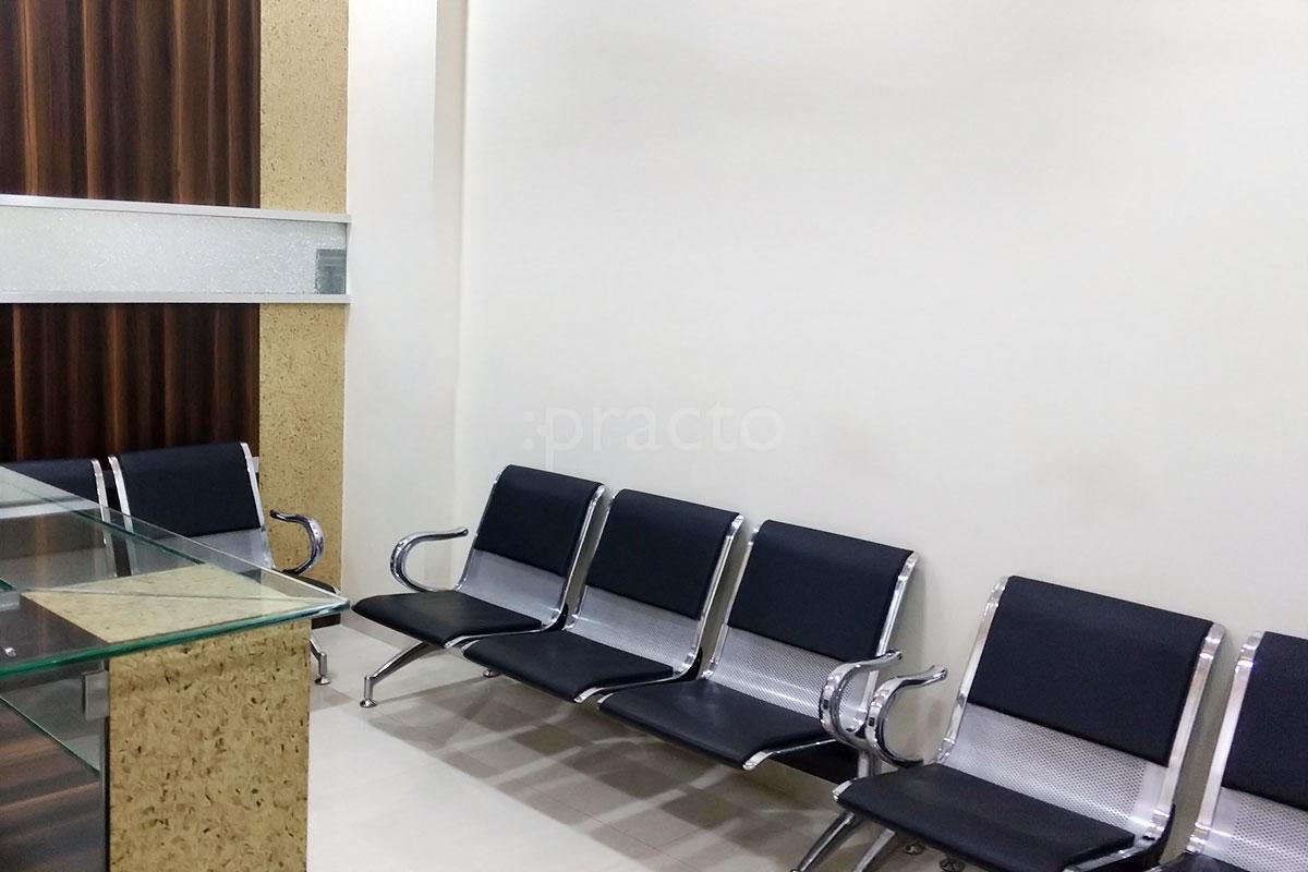 Waiting Area at Dr. Prashant Khandelwal Brain And Spine Clinic Bund Garden Pune