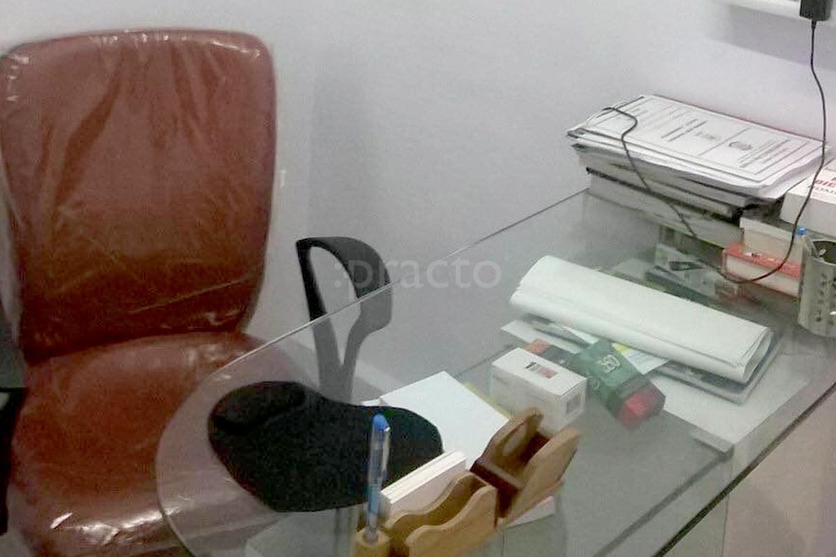 OPD/Ward at Dr. Pratik Kale's Homeopathic Clinic Dahisar East Mumbai