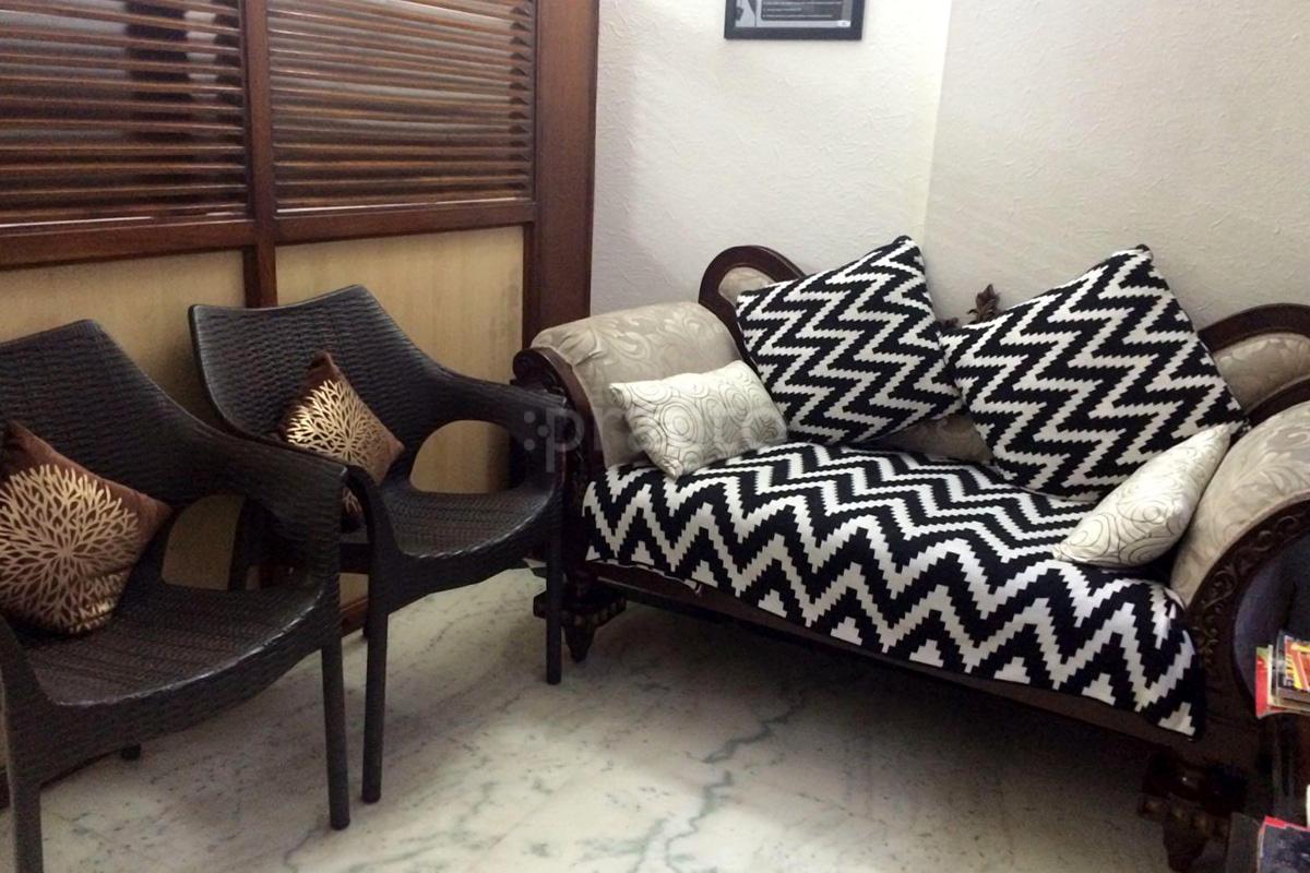 Waiting Area at Dr. Puja Bahl's Clinic CR Park Delhi