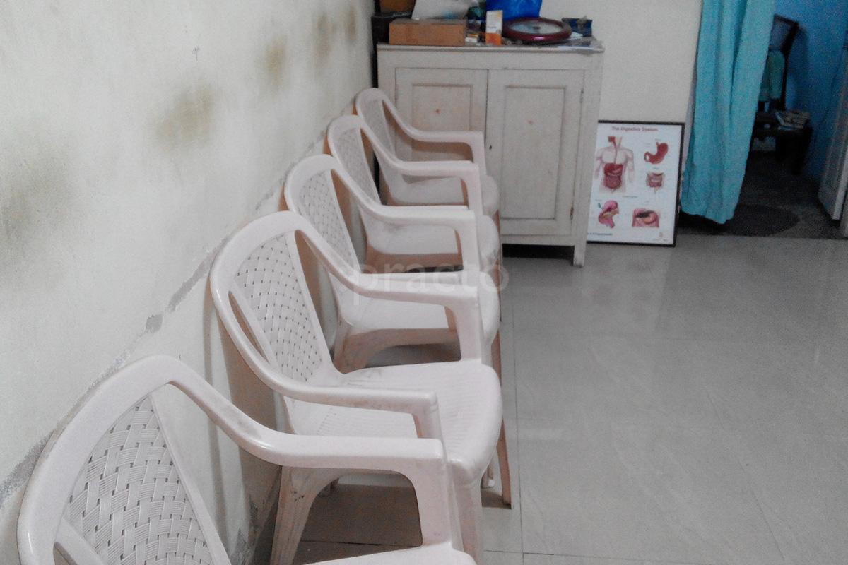 Waiting Area at Dr. Puzaghendi Clinic West Tambaram Tambaram West Chennai