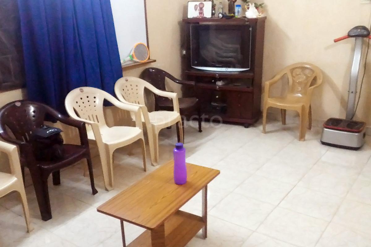 Waiting Area at Dr.R.Christy Divasigamani's Clinic Tambaram Chennai