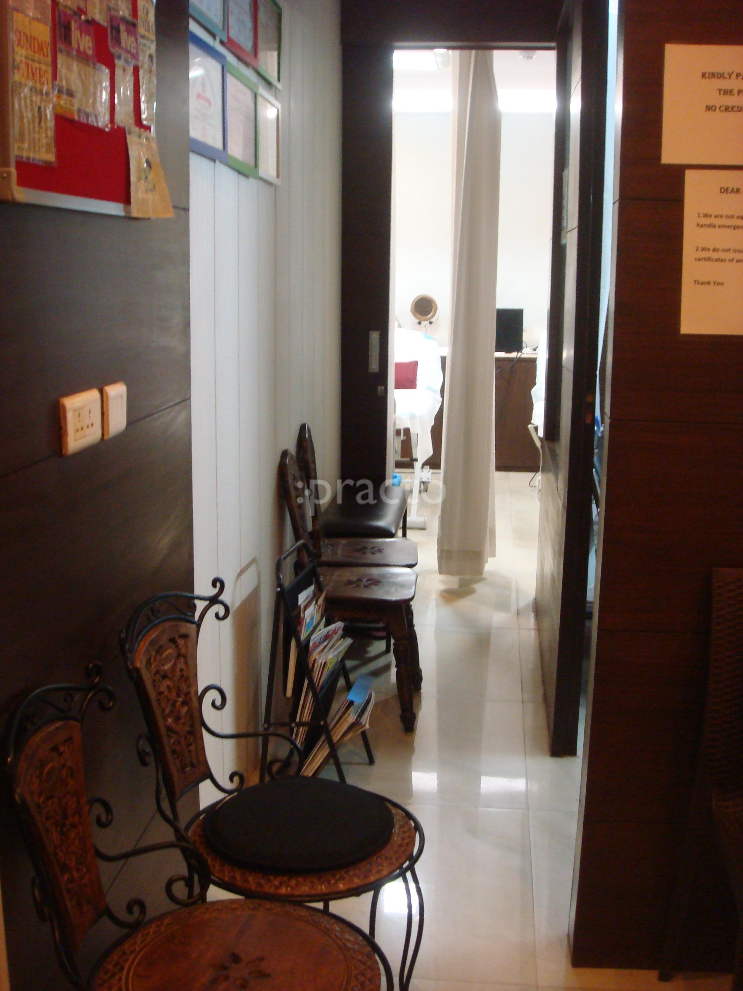 Waiting Area at Dr. Rachna's Skin & Cosmetology Clinic Sector 8 Chandigarh