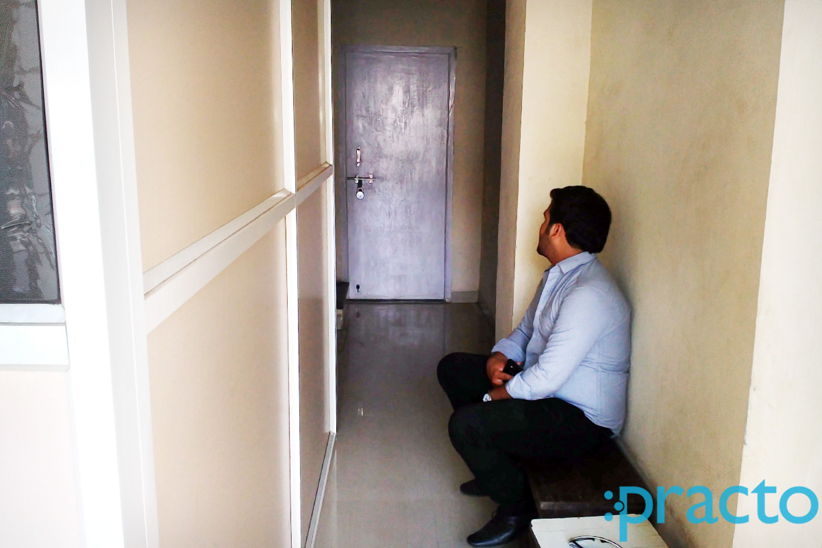 Waiting Area at Dr Rajiv Sheth Clinic Mukund Nagar Pune