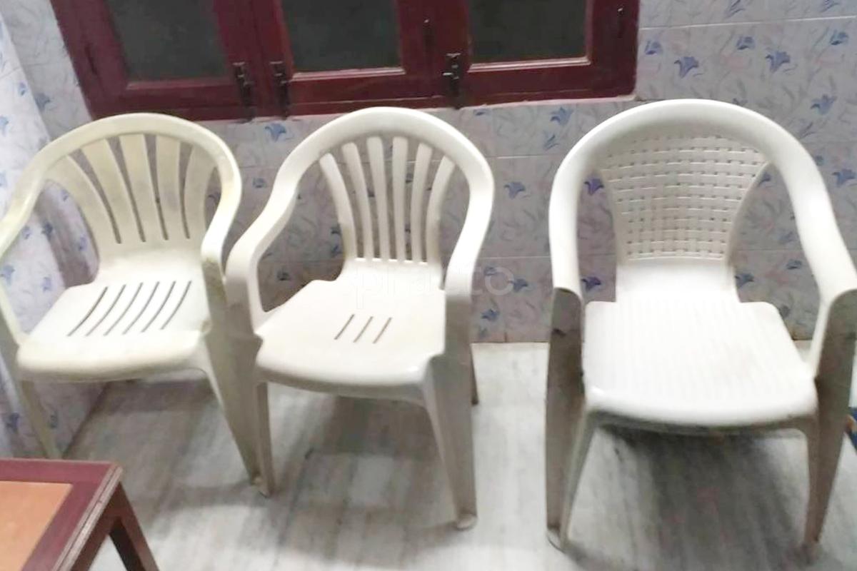 Waiting Area at Dr.S.Sampathkumari Clinic Mandaveli Chennai