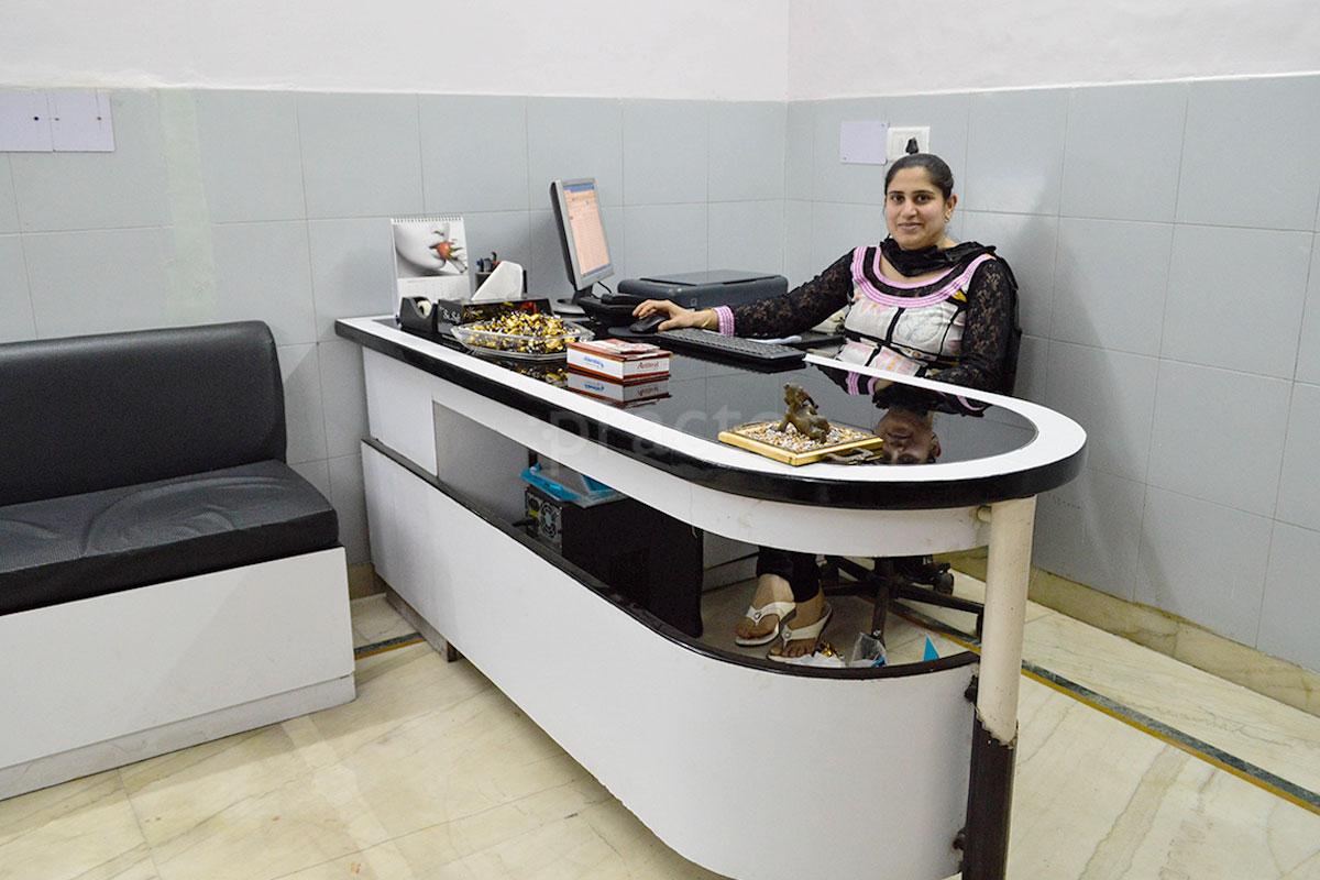 Reception at Dr Sanjiv Dang's ENT Clinic Old Rajendra Nagar Delhi