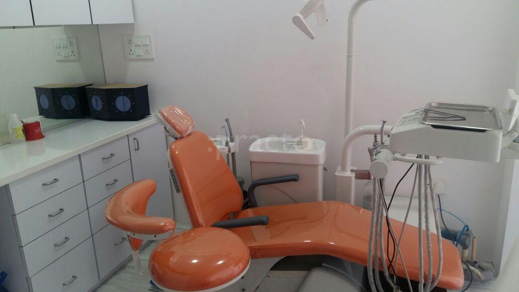 OPD/Ward at Dr Sheetal Vaidya's Dental Clinic Jogeshwari East Mumbai
