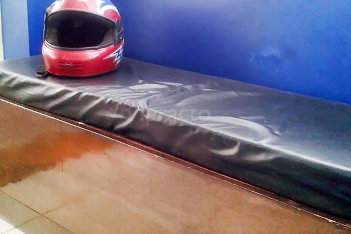 Waiting Area at Dr. Siddharth Garg'S Ethical Dental & Implant Centre Rohini Delhi