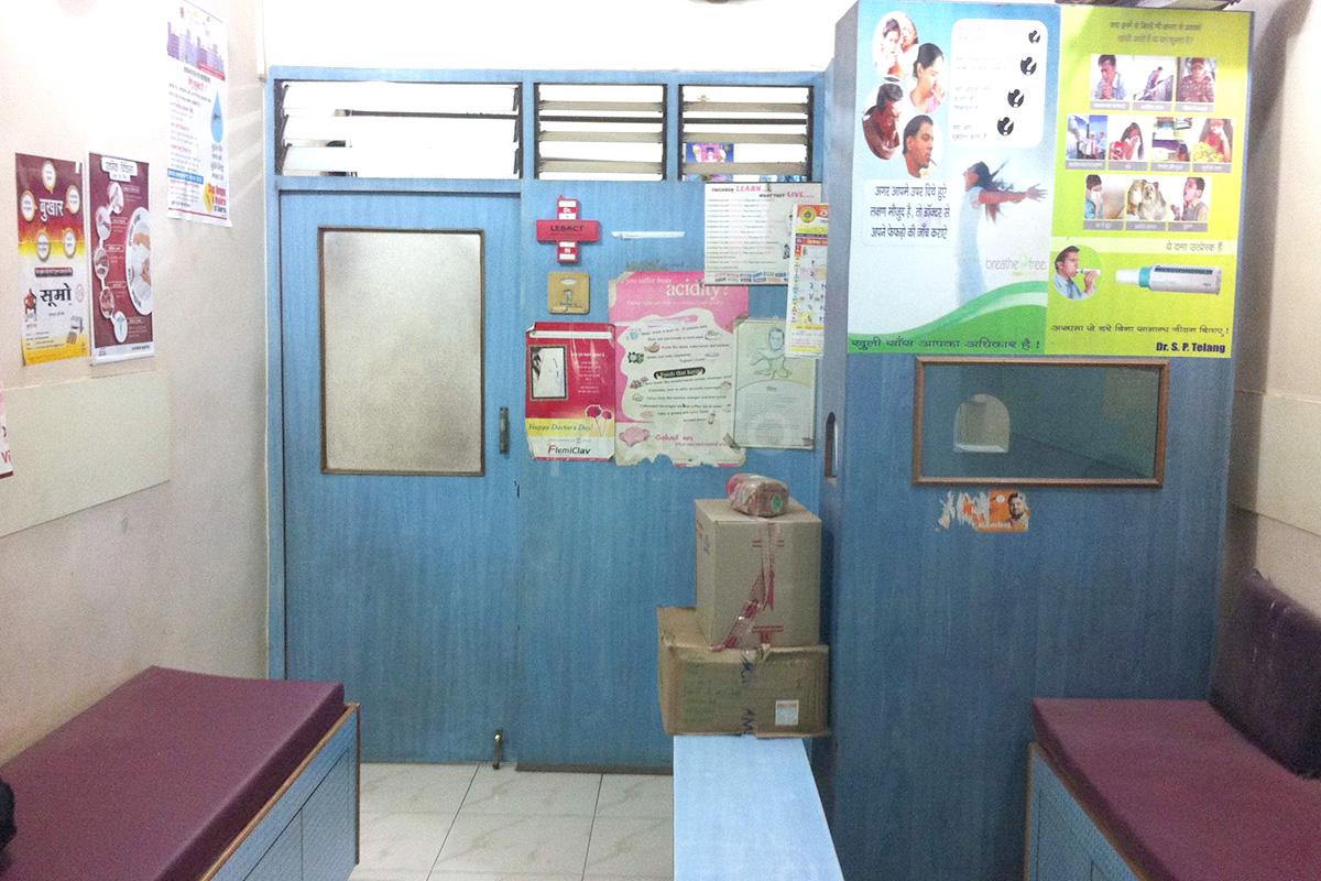 Waiting Area at Dr. Soonesh P.Telang Clinic Malad East Mumbai